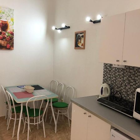 Urania Apartment Budapest Bagian luar foto