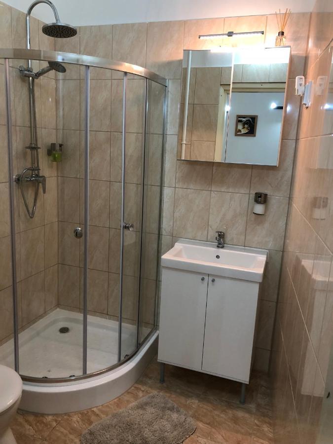 Urania Apartment Budapest Bagian luar foto
