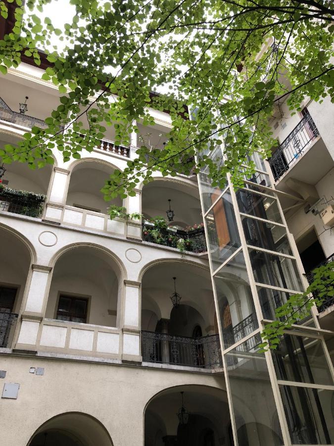 Urania Apartment Budapest Bagian luar foto